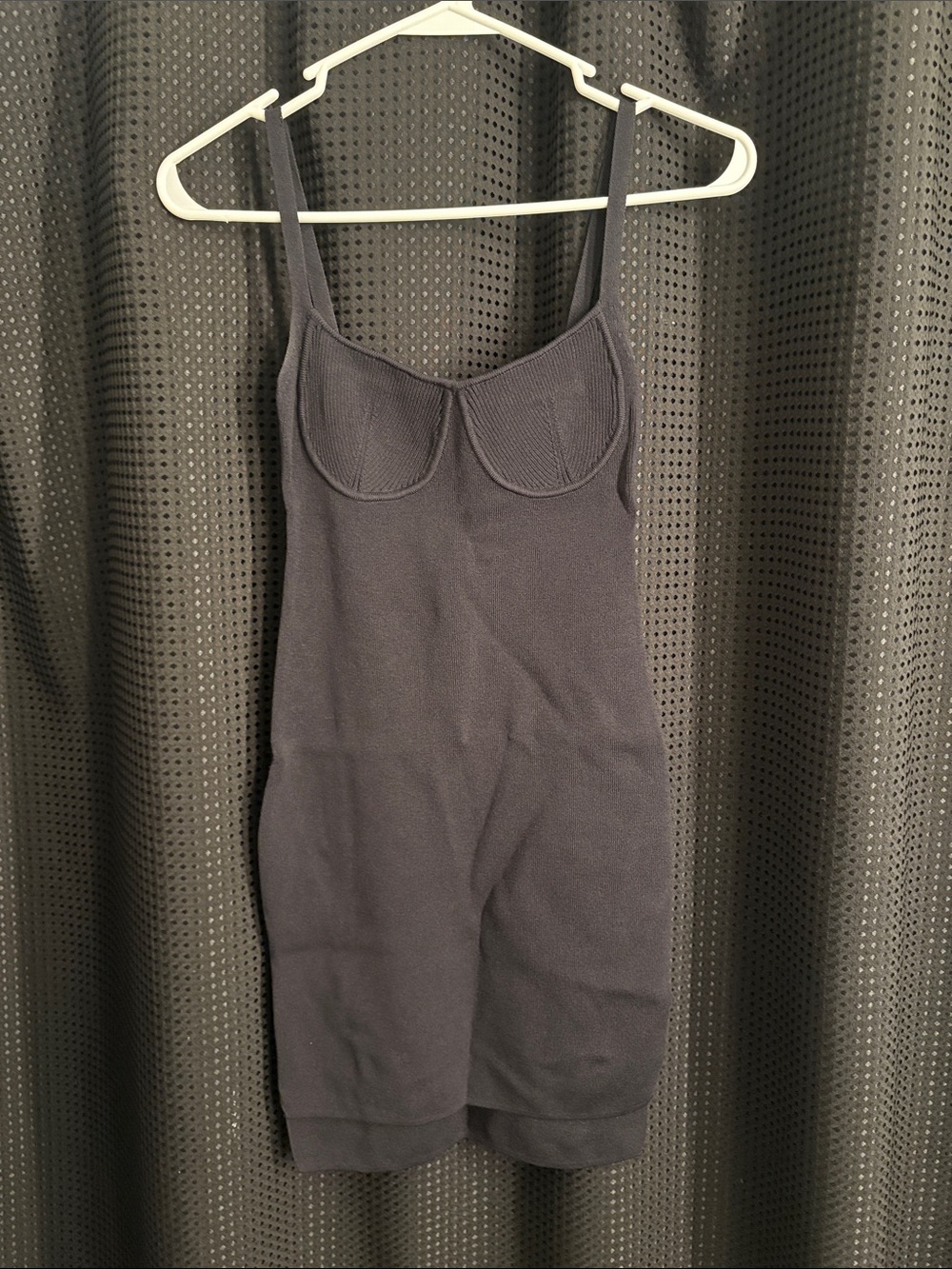Classic Women's black ribbed dress